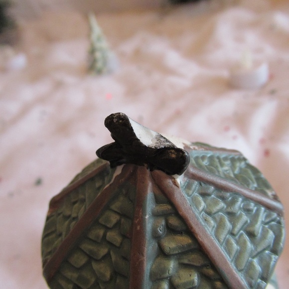 Cobblestone Corners 2003 Lighthouse - Picture 6 of 6